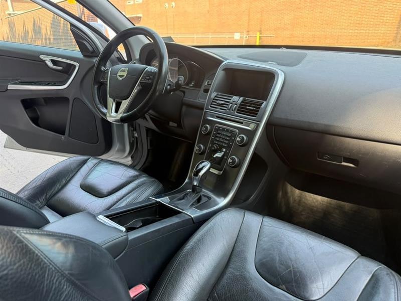 Volvo XC60  2014