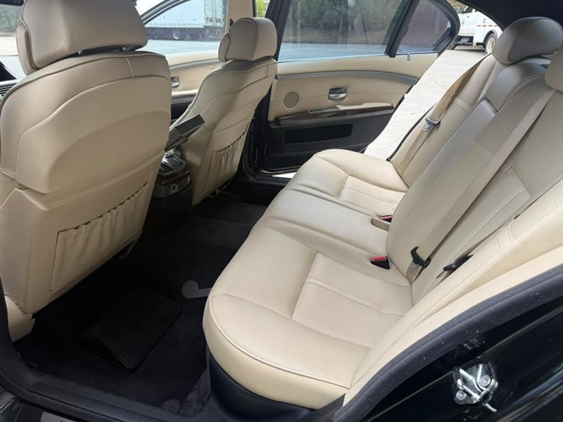 BMW 7-Series  2006