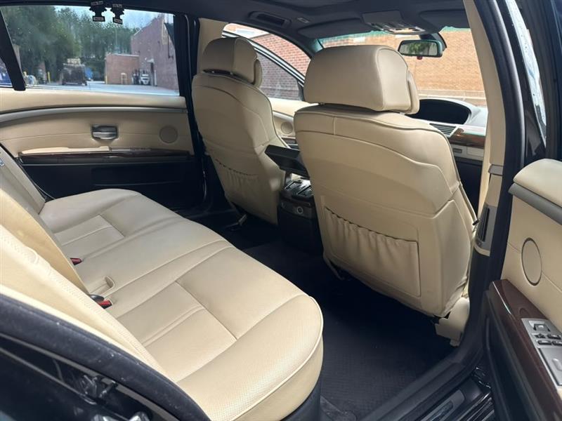BMW 7-Series  2006