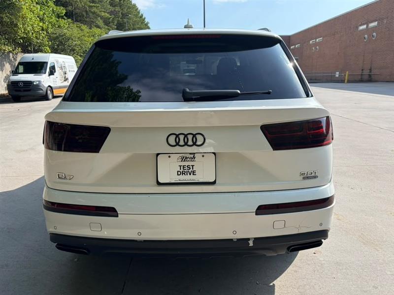 Audi Q7  2017