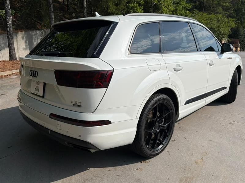 Audi Q7  2017