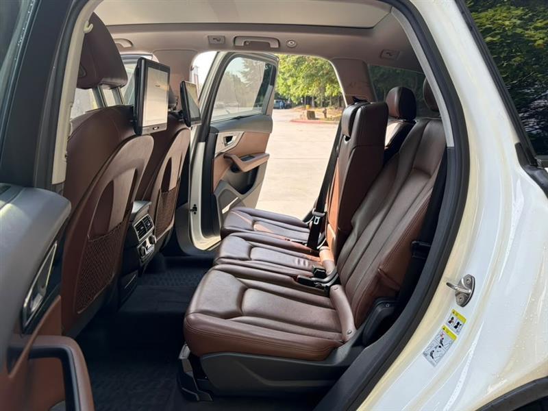 Audi Q7  2017