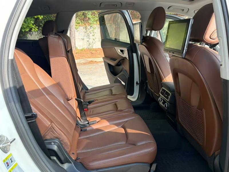 Audi Q7  2017
