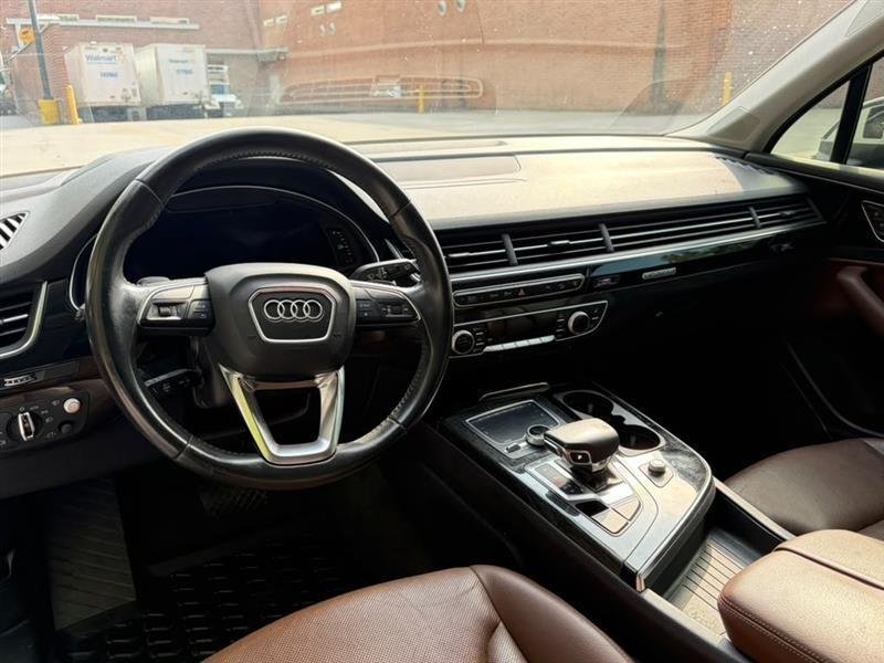 Audi Q7  2017