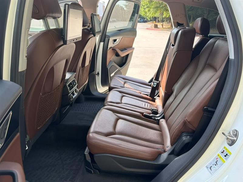 Audi Q7  2017