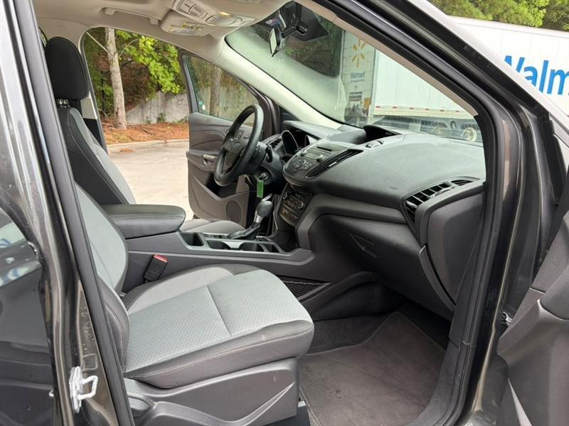 Ford Escape  2017