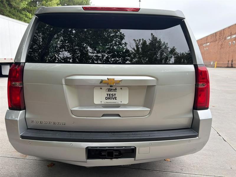 Chevrolet Suburban  2017