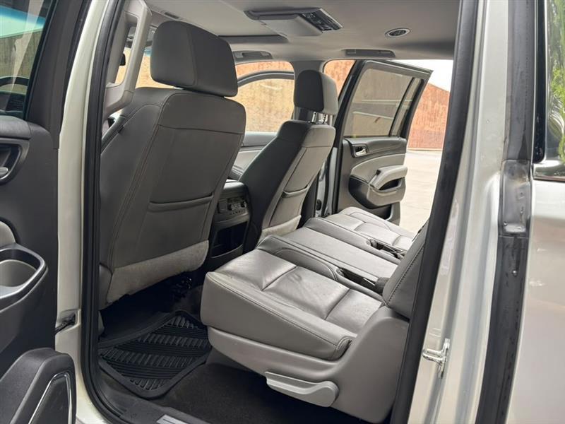 Chevrolet Suburban  2017