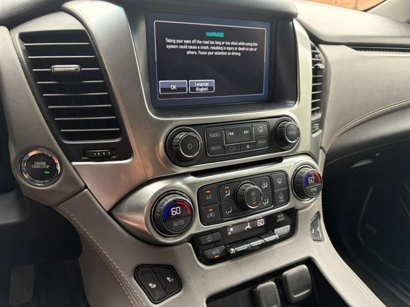 Chevrolet Suburban  2017