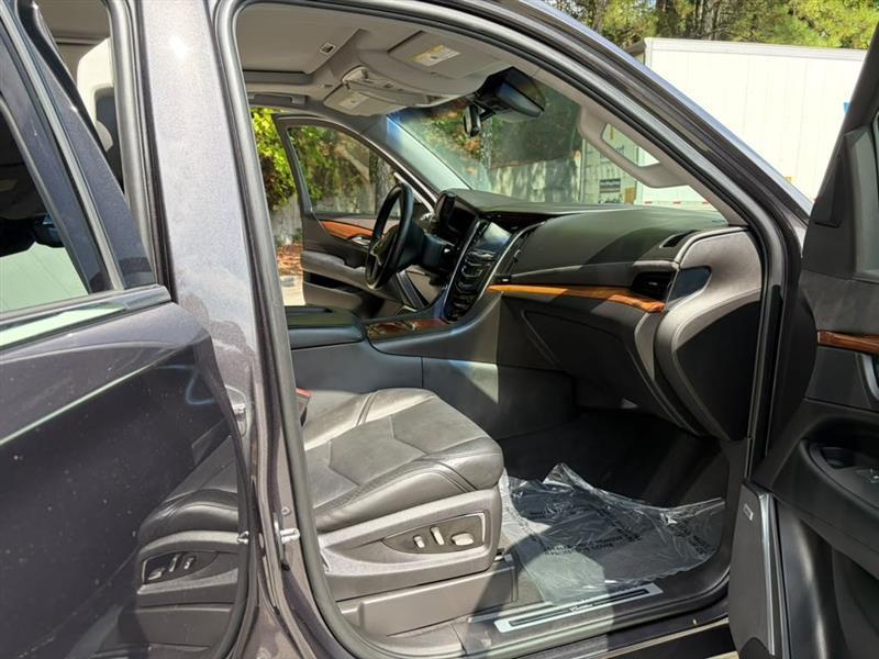 Cadillac Escalade  2015