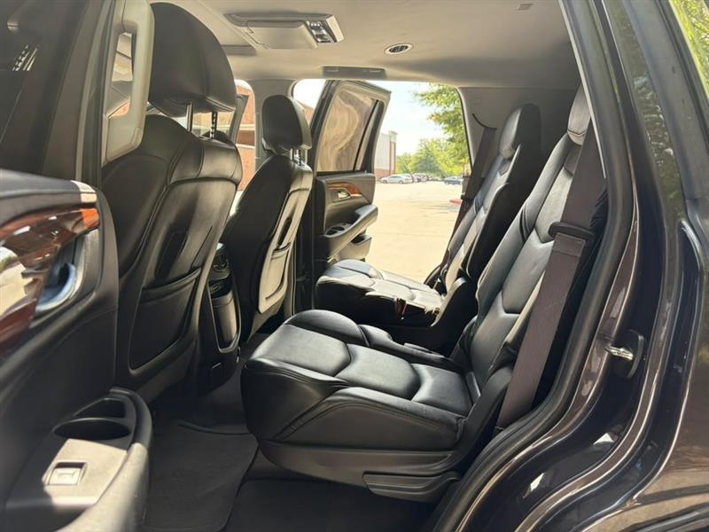 Cadillac Escalade  2015