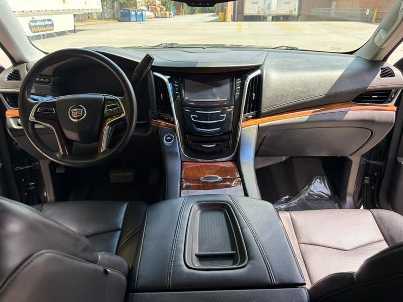 Cadillac Escalade  2015