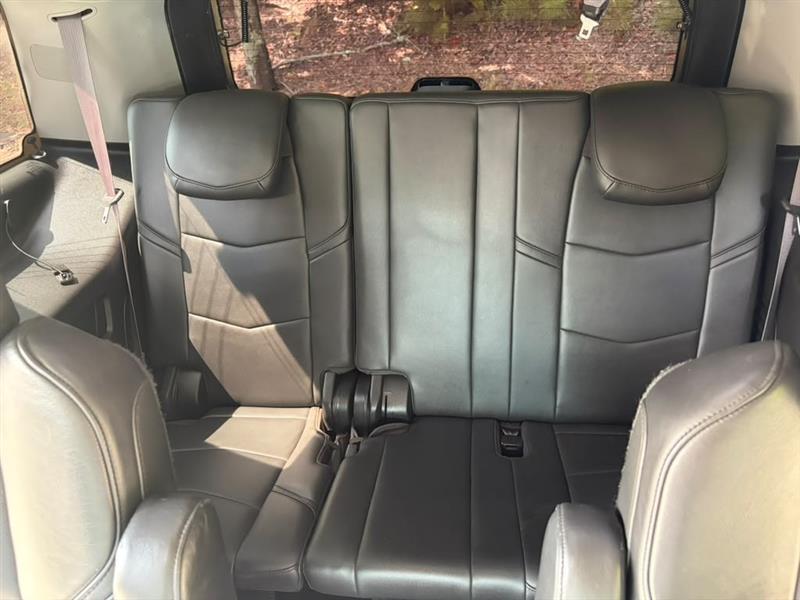 Cadillac Escalade  2015