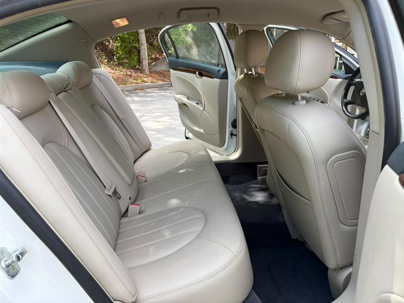 Buick Lucerne  2006
