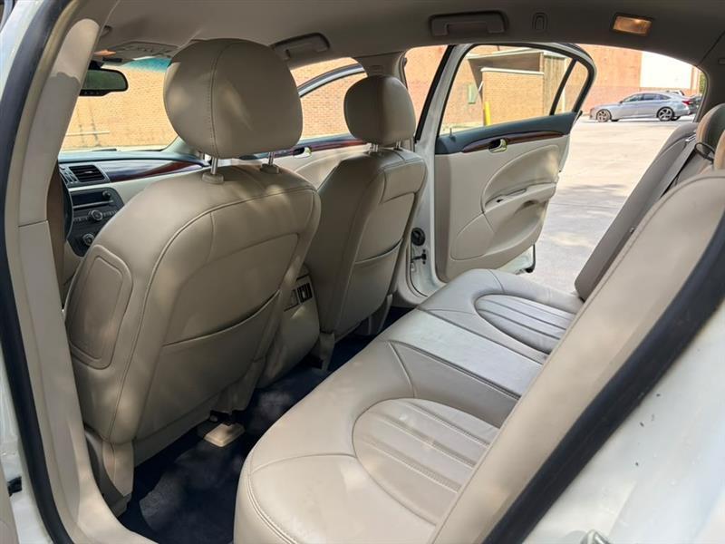 Buick Lucerne  2006