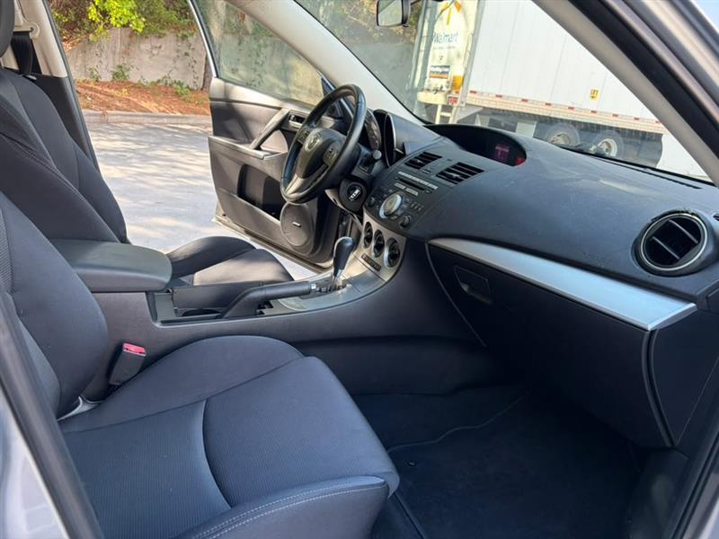 Mazda MAZDA3  2010