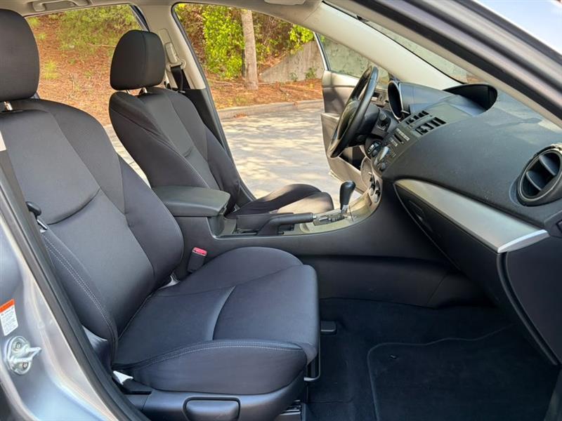 Mazda MAZDA3  2010