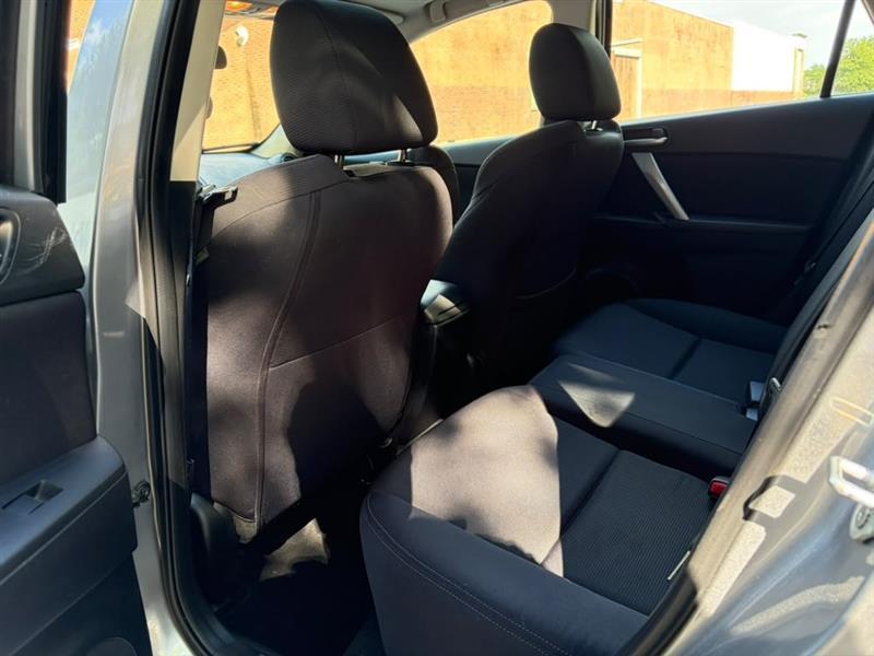 Mazda MAZDA3  2010