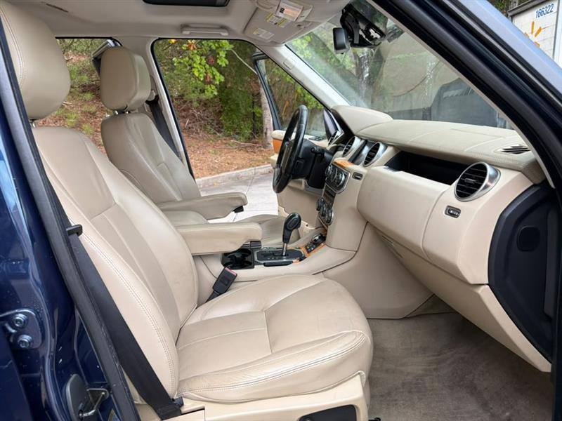 Land Rover LR4  2011
