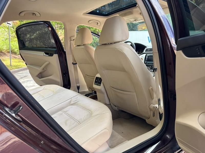 Volkswagen Passat  2013