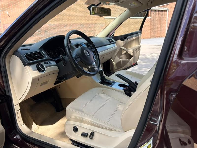 Volkswagen Passat  2013