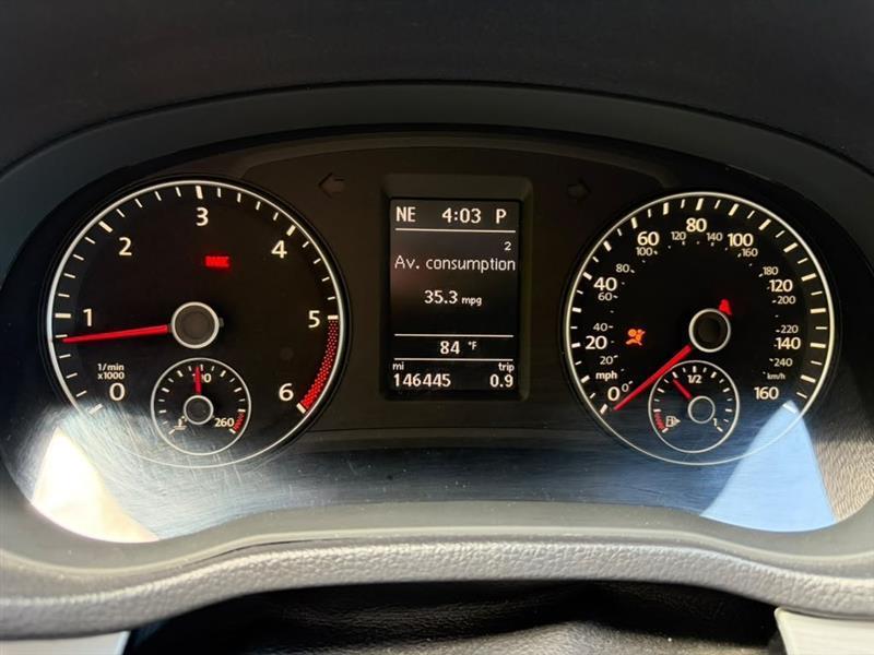 Volkswagen Passat  2013