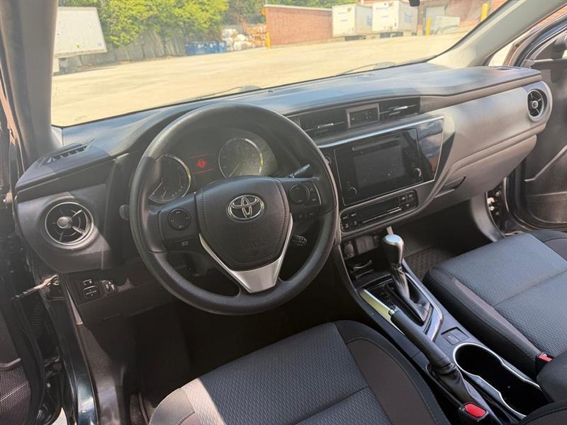 Toyota Corolla  2018