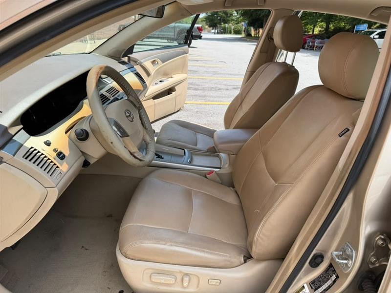 Toyota Avalon  2007