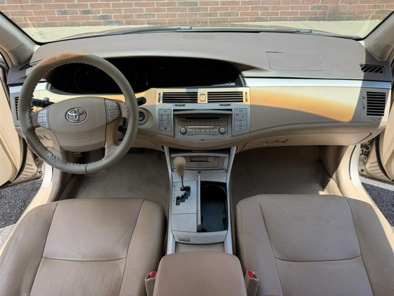 Toyota Avalon  2007