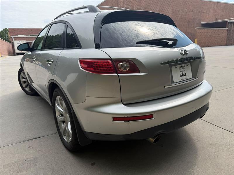 Infiniti FX  2003