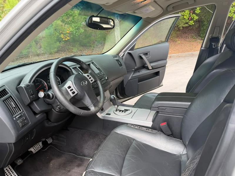 Infiniti FX  2003