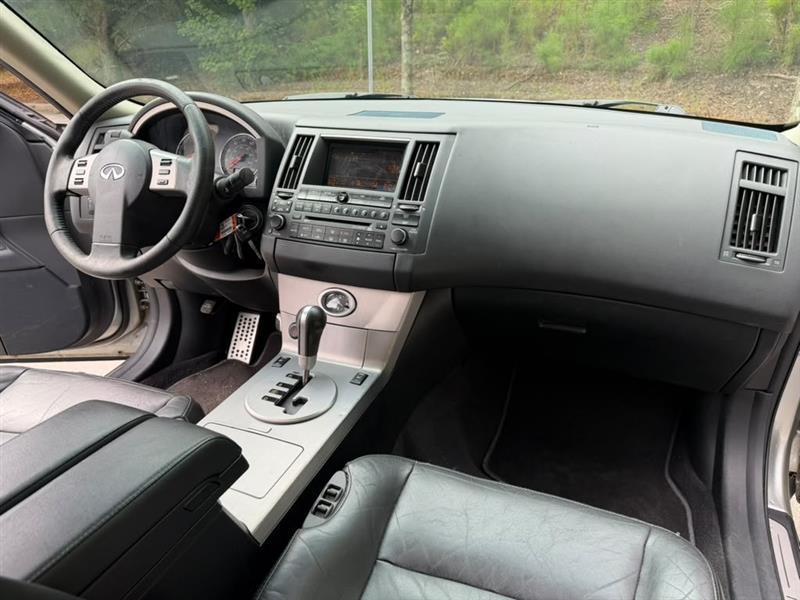 Infiniti FX  2003