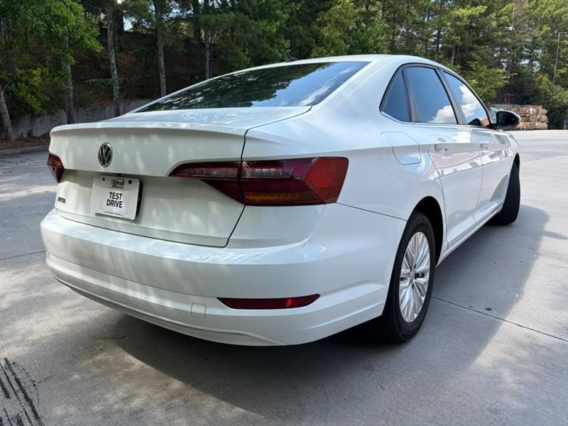 Volkswagen Jetta  2019
