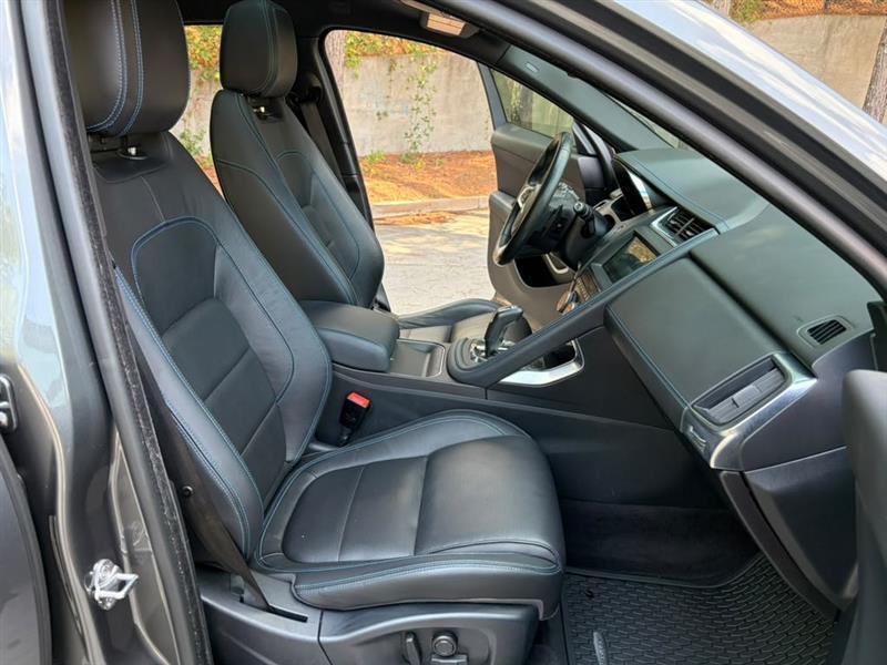 Jaguar E-Pace  2019