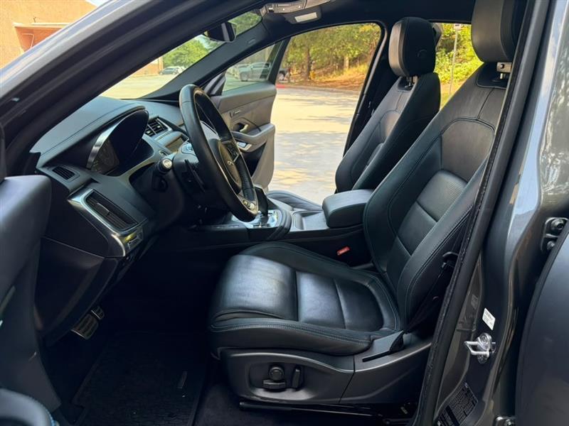 Jaguar E-Pace  2019