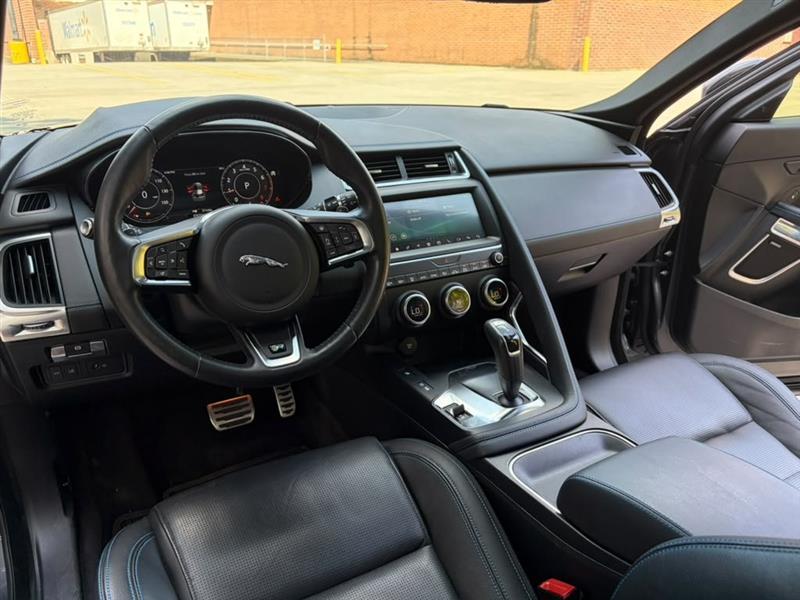 Jaguar E-Pace  2019