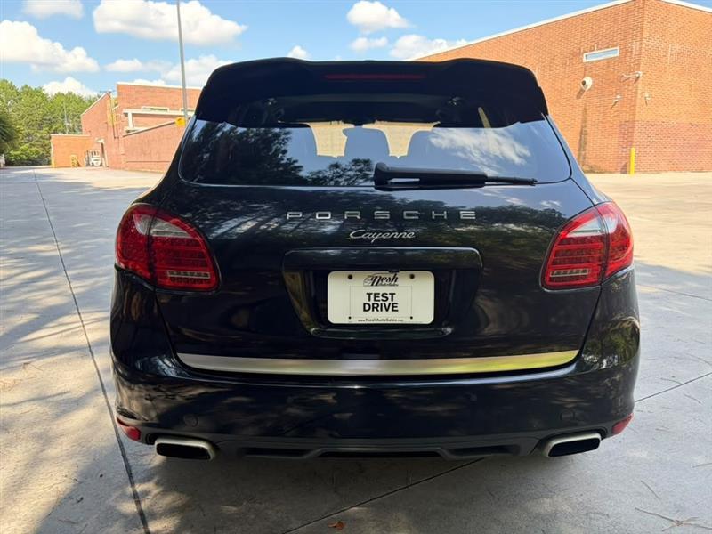 Porsche Cayenne  2013