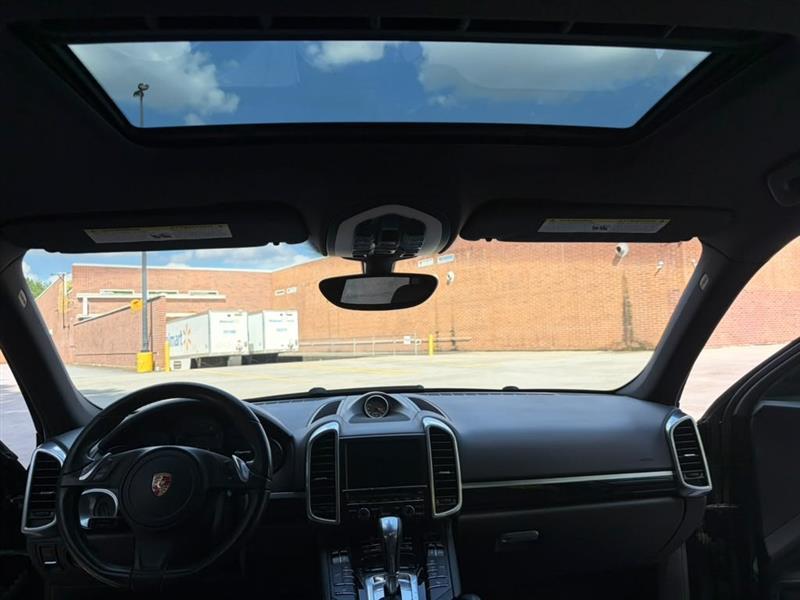 Porsche Cayenne  2013