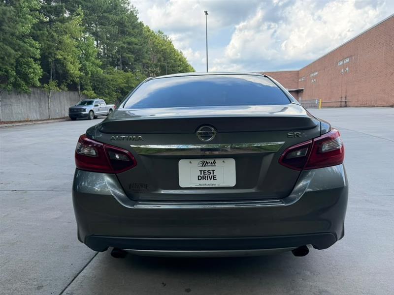 Nissan Altima  2017