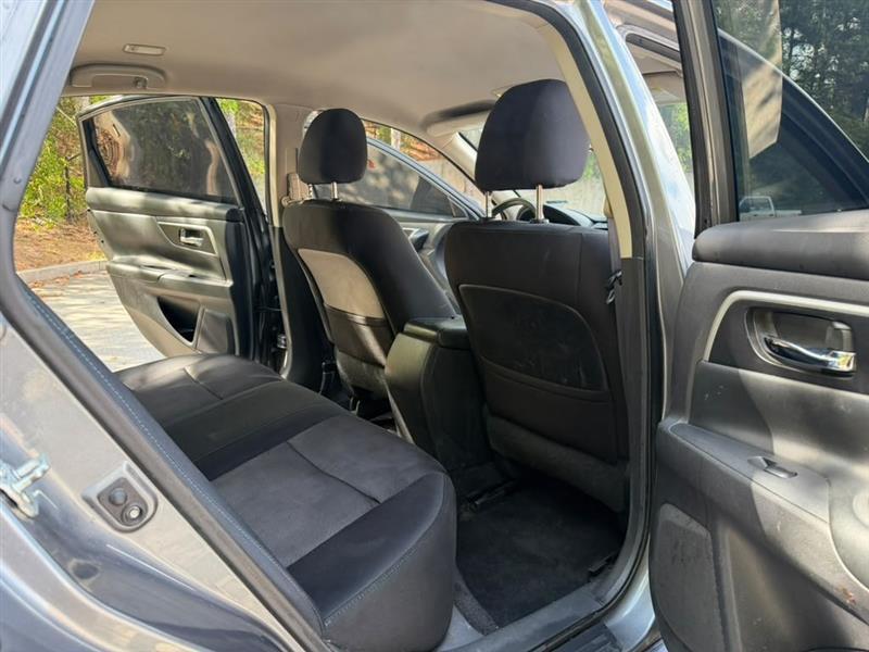 Nissan Altima  2017