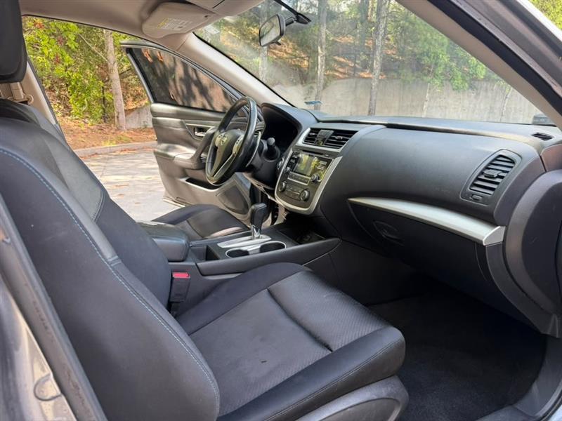 Nissan Altima  2017