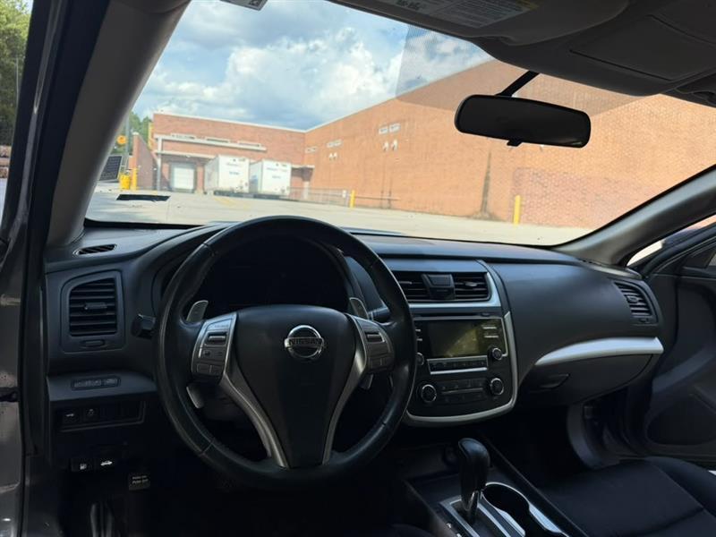 Nissan Altima  2017