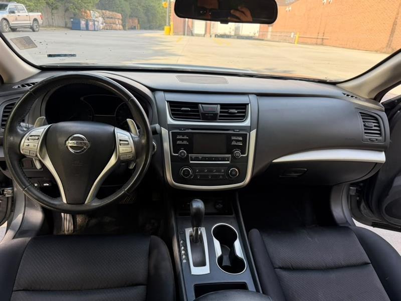 Nissan Altima  2017
