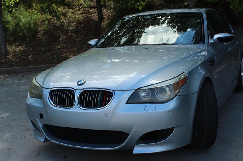BMW M5  2006