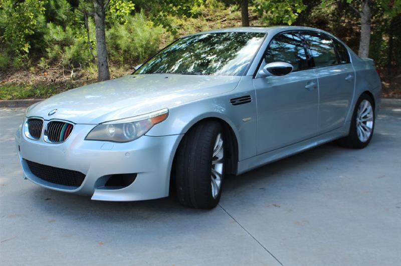 BMW M5  2006