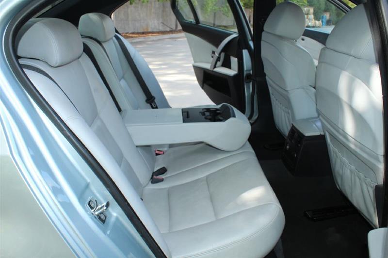 BMW M5  2006