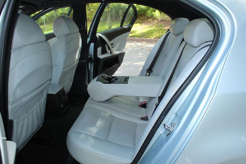 BMW M5  2006