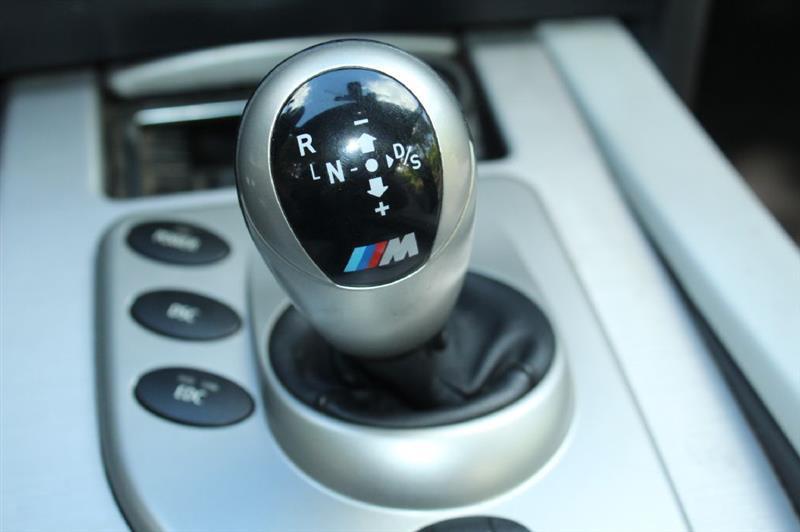 BMW M5  2006