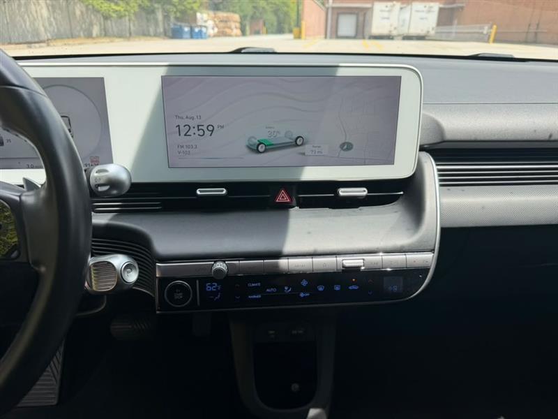Hyundai Ioniq 5  2022