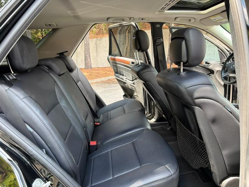 Mercedes-Benz M-Class  2011